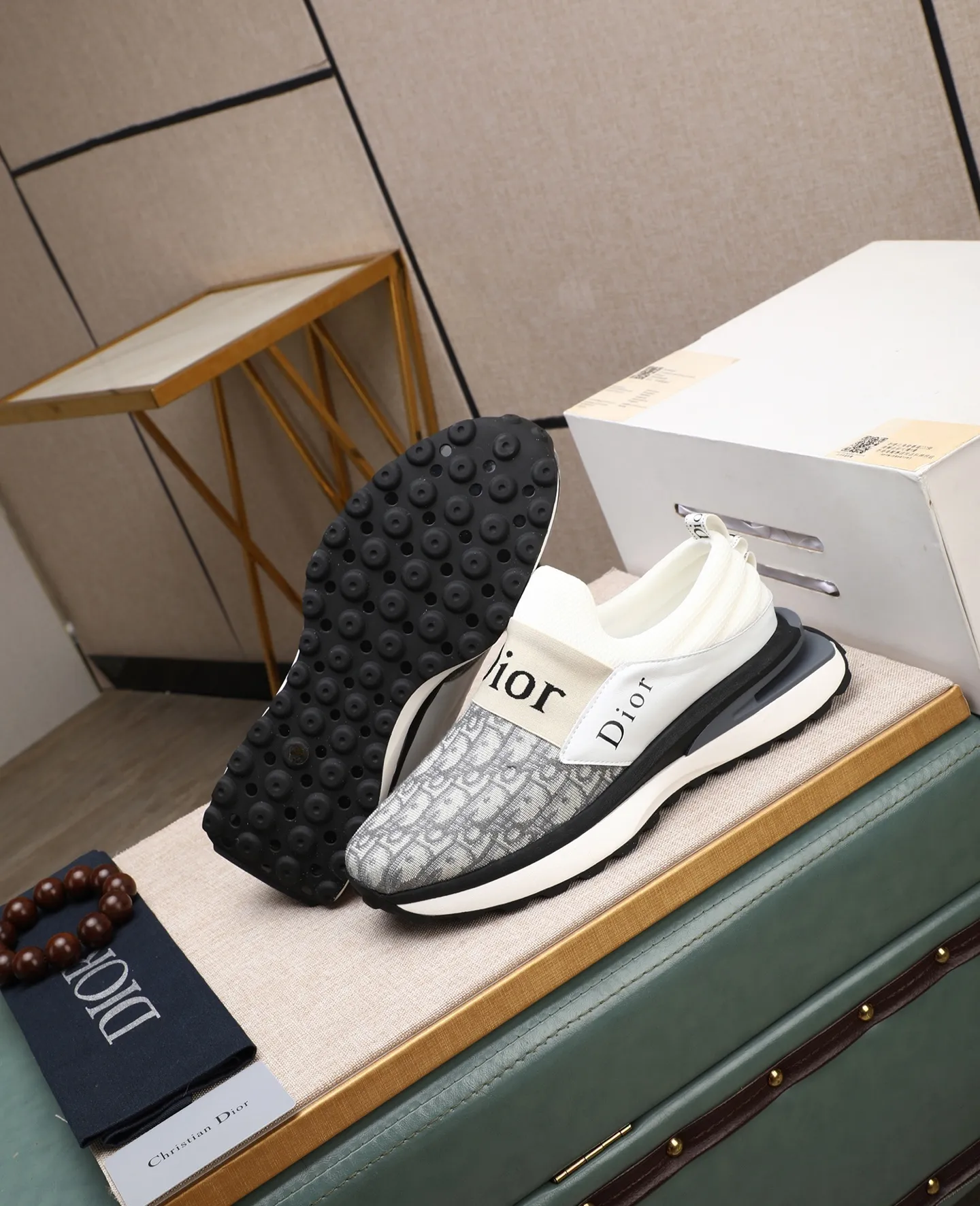 Men's men's shoes💰460 🌹🌹[Dior] 2025 latest model🙈original replica! 👟👟👟You can go to the top-notch workmanship. The upper is made of Italian 🇮🇹imported cowhide. The mesh lining is suitable for travel. The original replica outsole makes it suitable for all kinds of travel, showing low-key luxury. Let quality speak for itself. Color: Size: 38-44